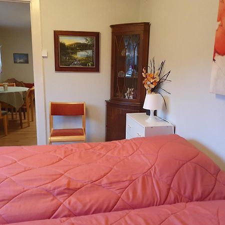 Bo Hos Nancy I Oelme Apartment Kristinehamn Exterior photo